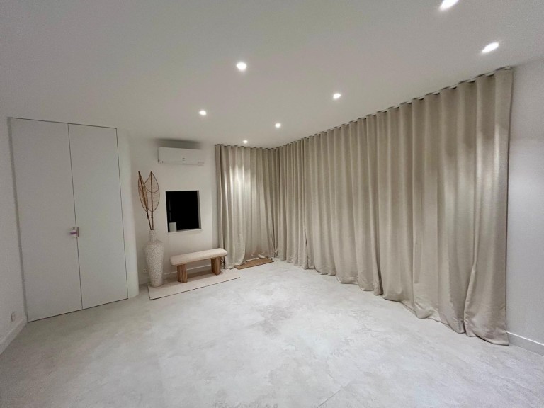 Transformez votre intérieur avec des rideaux adaptés à vos besoins